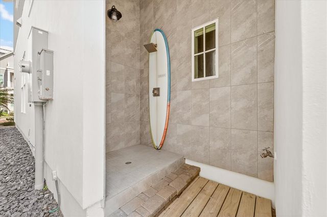 167 Sunrise Ave, Port Aransas, TX 78373