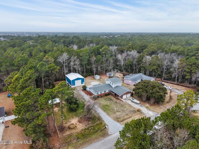 109 Pinewood Drive, Newport, NC 28570