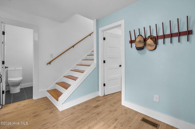 109 Pinewood Drive, Newport, NC 28570