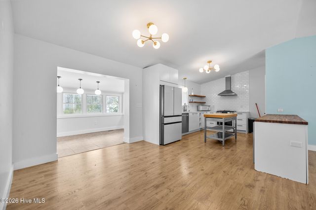 109 Pinewood Drive, Newport, NC 28570