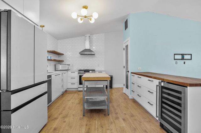 109 Pinewood Drive, Newport, NC 28570