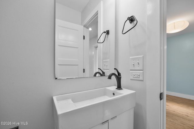 109 Pinewood Drive, Newport, NC 28570