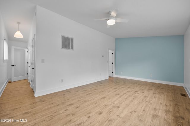 109 Pinewood Drive, Newport, NC 28570