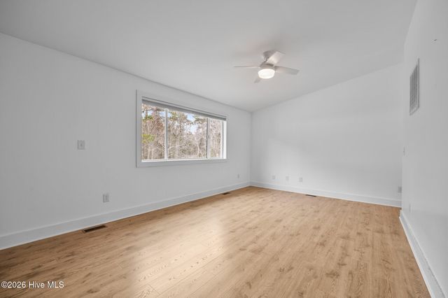 109 Pinewood Drive, Newport, NC 28570