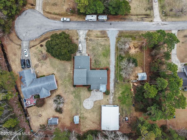 109 Pinewood Drive, Newport, NC 28570