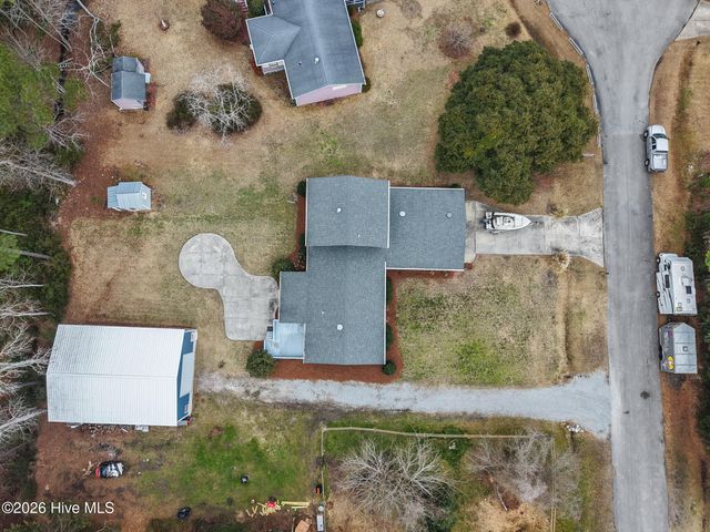 109 Pinewood Drive, Newport, NC 28570