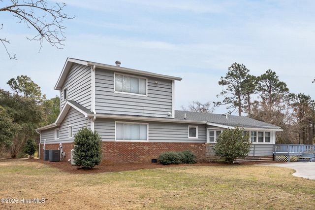 109 Pinewood Drive, Newport, NC 28570