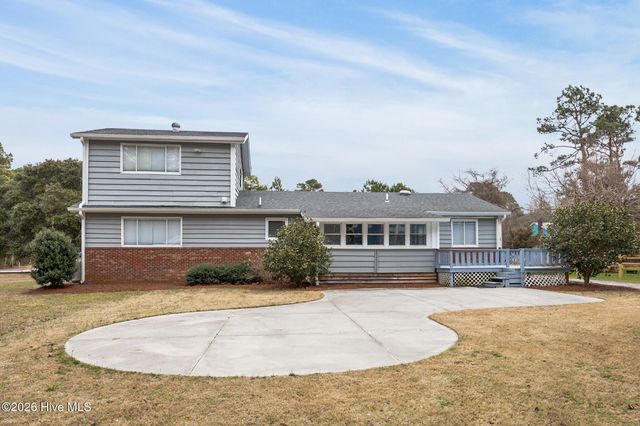 109 Pinewood Drive, Newport, NC 28570