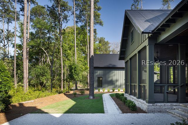 26 Lyonia St, Bluffton, SC 29910