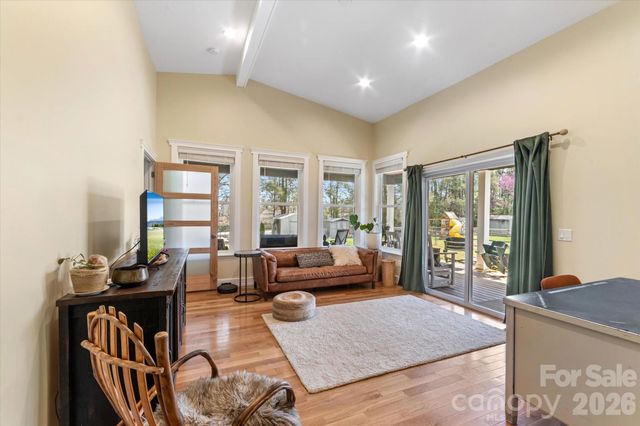 180 Fisher Road, Brevard, NC 28712