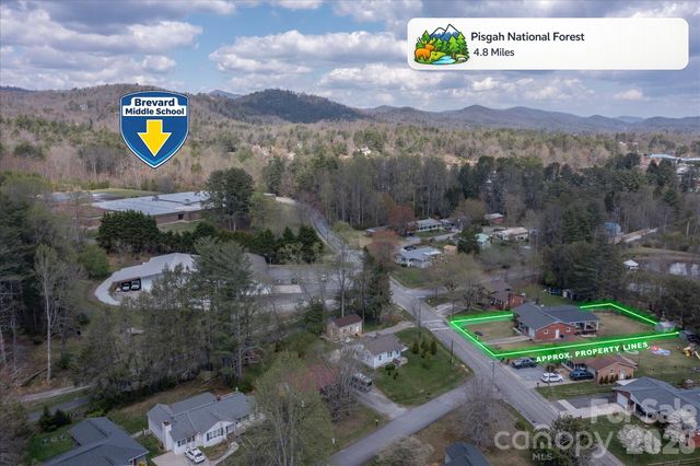 180 Fisher Road, Brevard, NC 28712