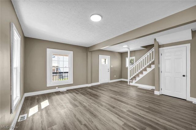 181 Spellman Court, Akron, OH 44305