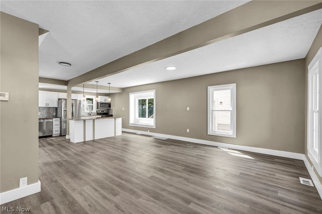 181 Spellman Court, Akron, OH 44305
