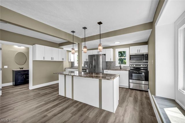 181 Spellman Court, Akron, OH 44305