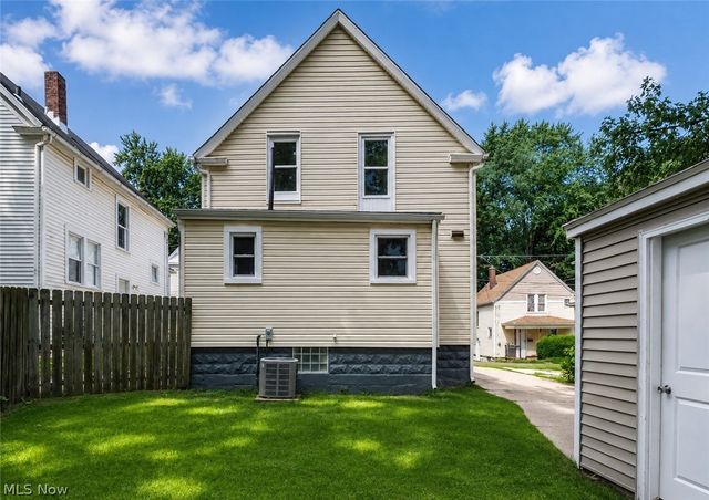 181 Spellman Court, Akron, OH 44305