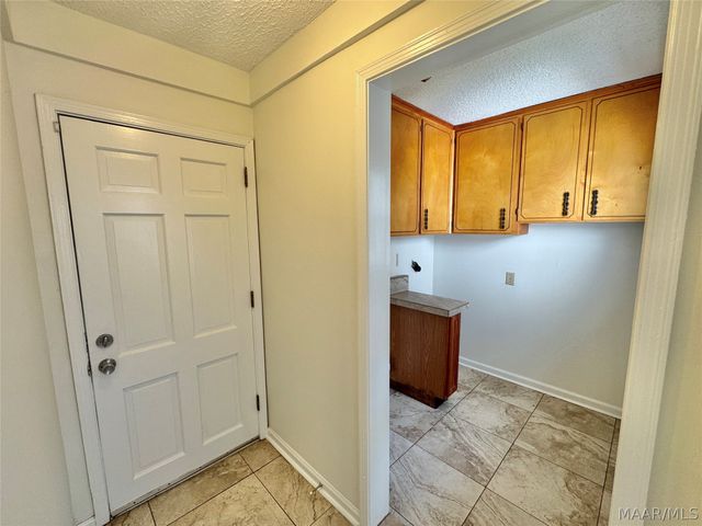 3556 Little John Drive, Montgomery, AL 36109