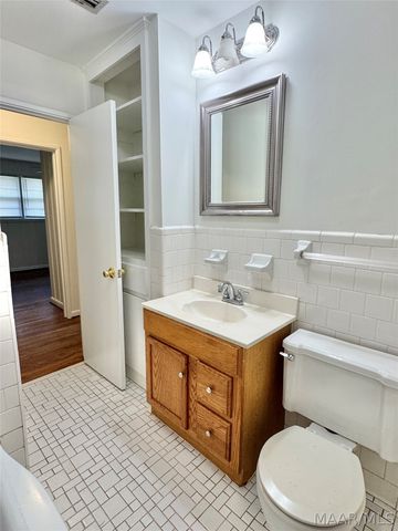 3556 Little John Drive, Montgomery, AL 36109