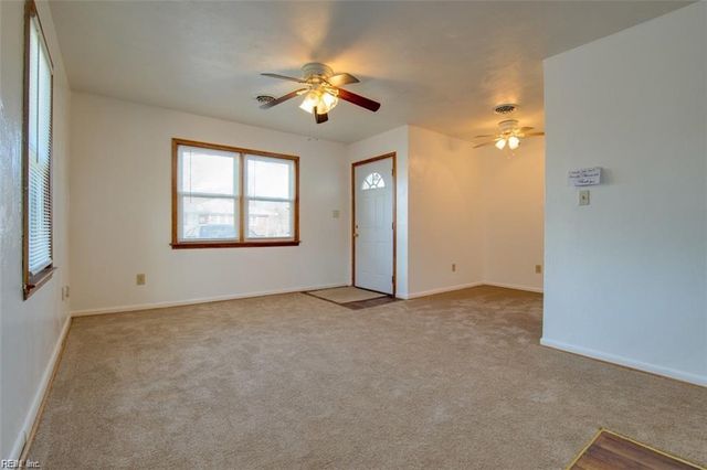 1009 Bethel Ave, Hampton, VA 23669