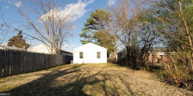 1009 Bethel Ave, Hampton, VA 23669
