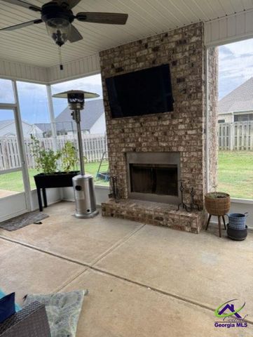307 Harley Farms Drive, Bonaire, GA 31005