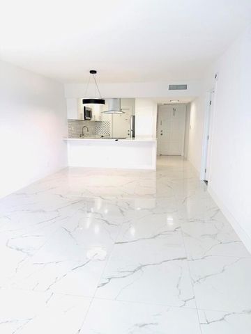 3050 N Palm Aire Drive 505, Pompano Beach, FL 33069