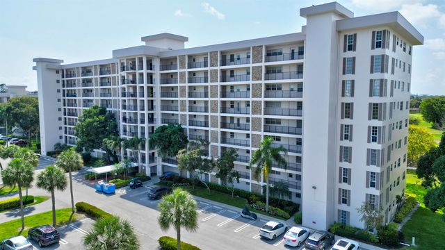 3050 N Palm Aire Drive 505, Pompano Beach, FL 33069