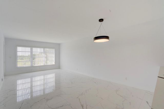 3050 N Palm Aire Drive 505, Pompano Beach, FL 33069