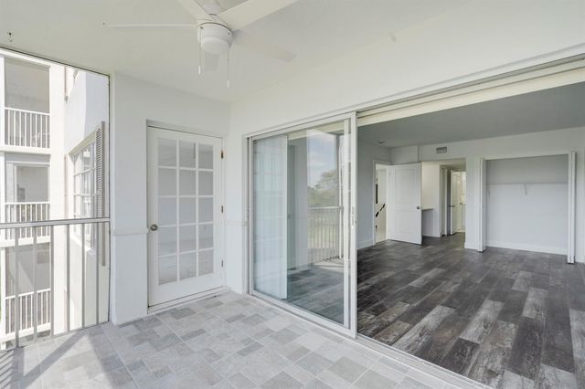 3050 N Palm Aire Drive 505, Pompano Beach, FL 33069