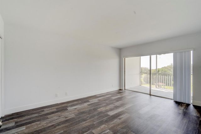 3050 N Palm Aire Drive 505, Pompano Beach, FL 33069