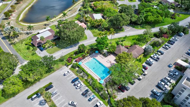 3050 N Palm Aire Drive 505, Pompano Beach, FL 33069