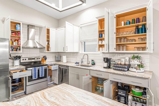 3214 Dolphin Drive, Gulf Shores, AL 36542