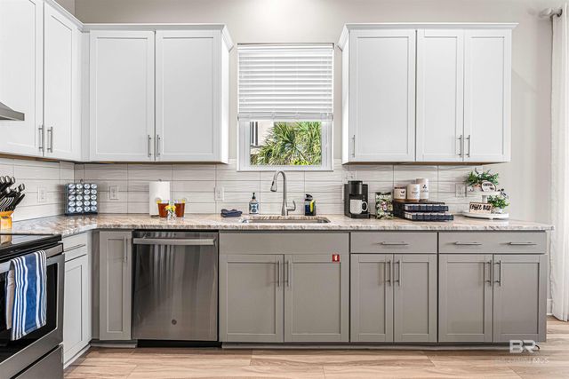 3214 Dolphin Drive, Gulf Shores, AL 36542