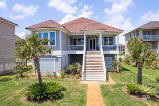 3214 Dolphin Drive, Gulf Shores, AL 36542