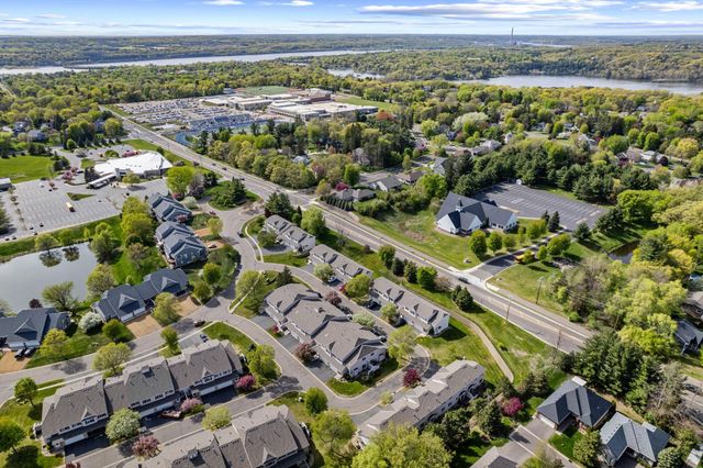 837 Summer Pines Circle, Hudson, WI 54016