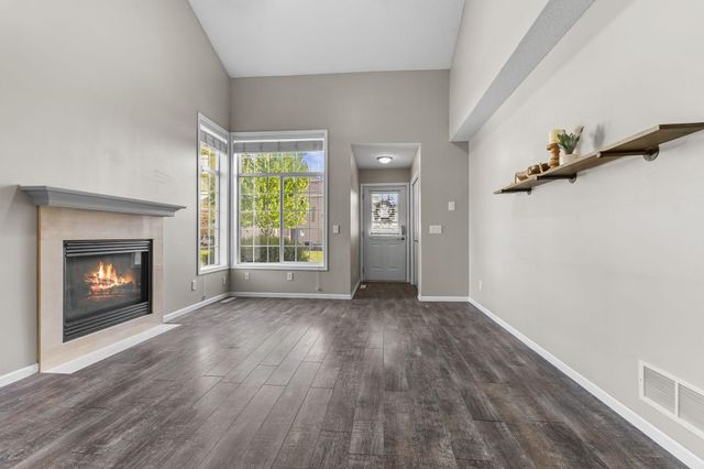 837 Summer Pines Circle, Hudson, WI 54016