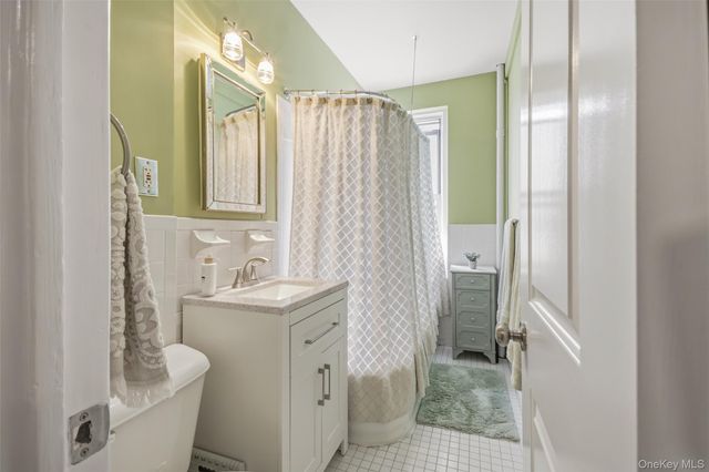 472 Gramatan Avenue Bldg 4 Unit 2U, Fleetwood, NY 10552