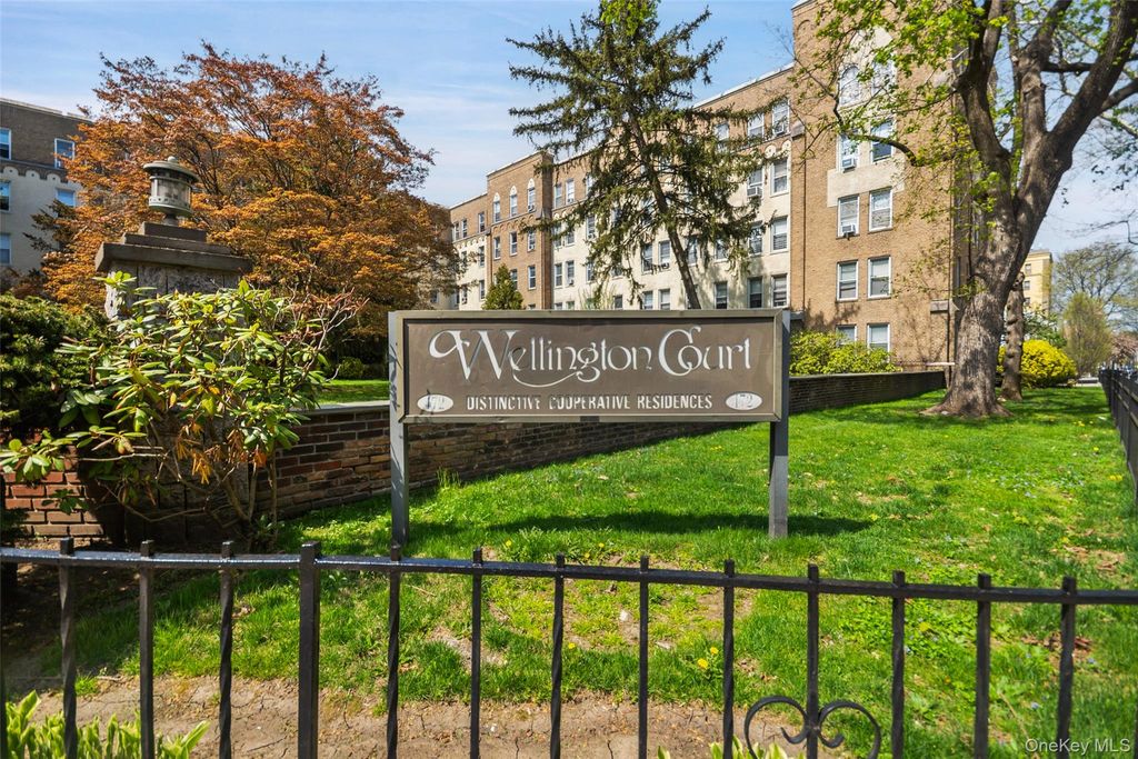 472 Gramatan Avenue Bldg 4 Unit 2U, Fleetwood, NY 10552