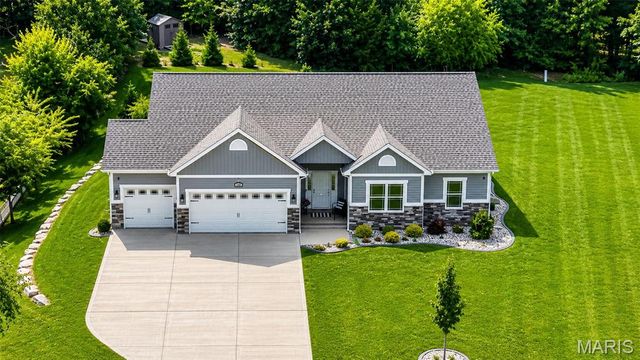 110 Providence Ridge Court, Wentzville, MO 63385