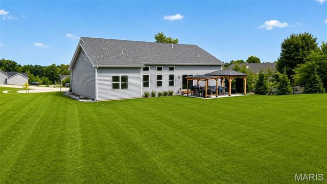 110 Providence Ridge Court, Wentzville, MO 63385