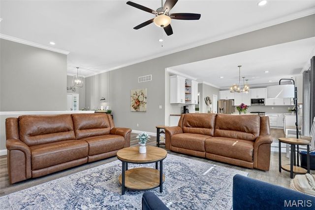 110 Providence Ridge Court, Wentzville, MO 63385