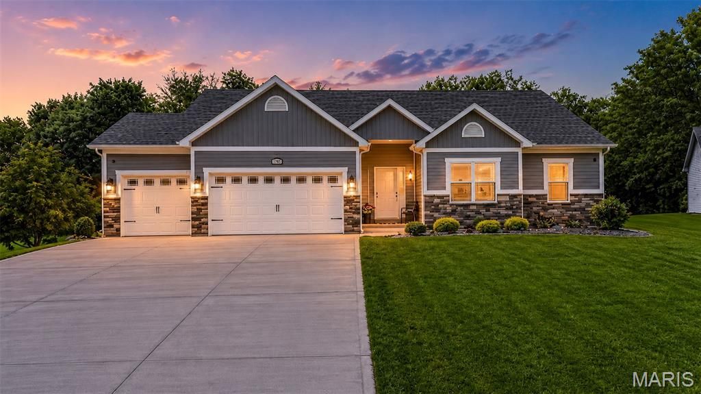 110 Providence Ridge Court, Wentzville, MO 63385