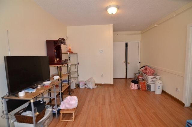 30 Copeland St 3, Quincy, MA 02169