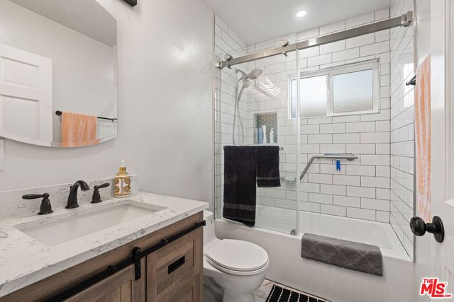 5040 W Slauson Avenue, Los Angeles, CA 90056