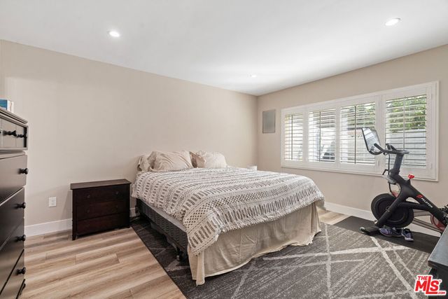 5040 W Slauson Avenue, Los Angeles, CA 90056