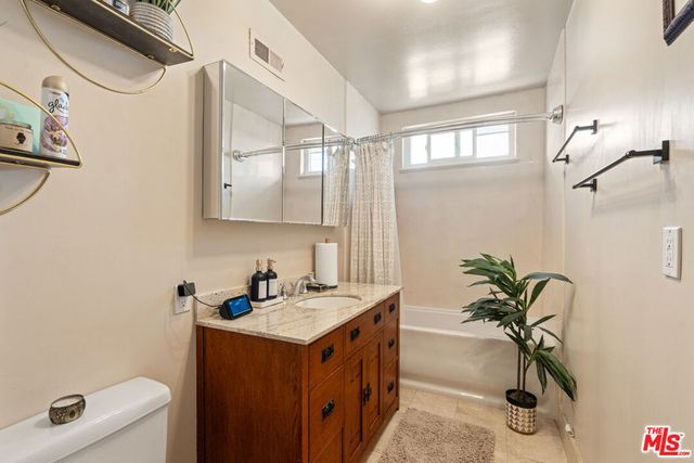 5040 W Slauson Avenue, Los Angeles, CA 90056