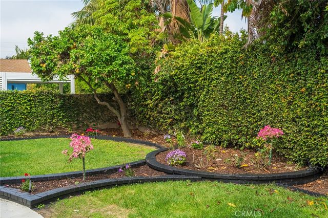 10091 Edye, Huntington Beach, CA 92646