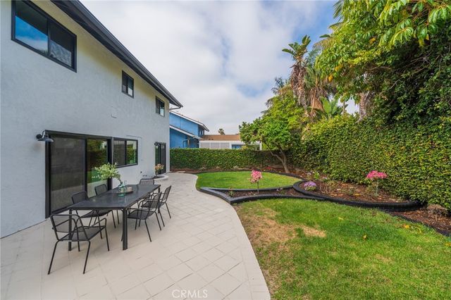 10091 Edye, Huntington Beach, CA 92646