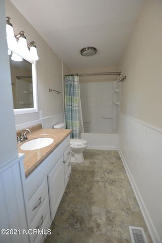 212 Branchwood Drive, Jacksonville, NC 28546