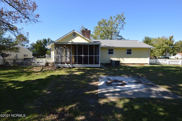 212 Branchwood Drive, Jacksonville, NC 28546