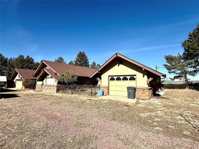 6105 W 49th Pl, Wheat Ridge, CO 80033